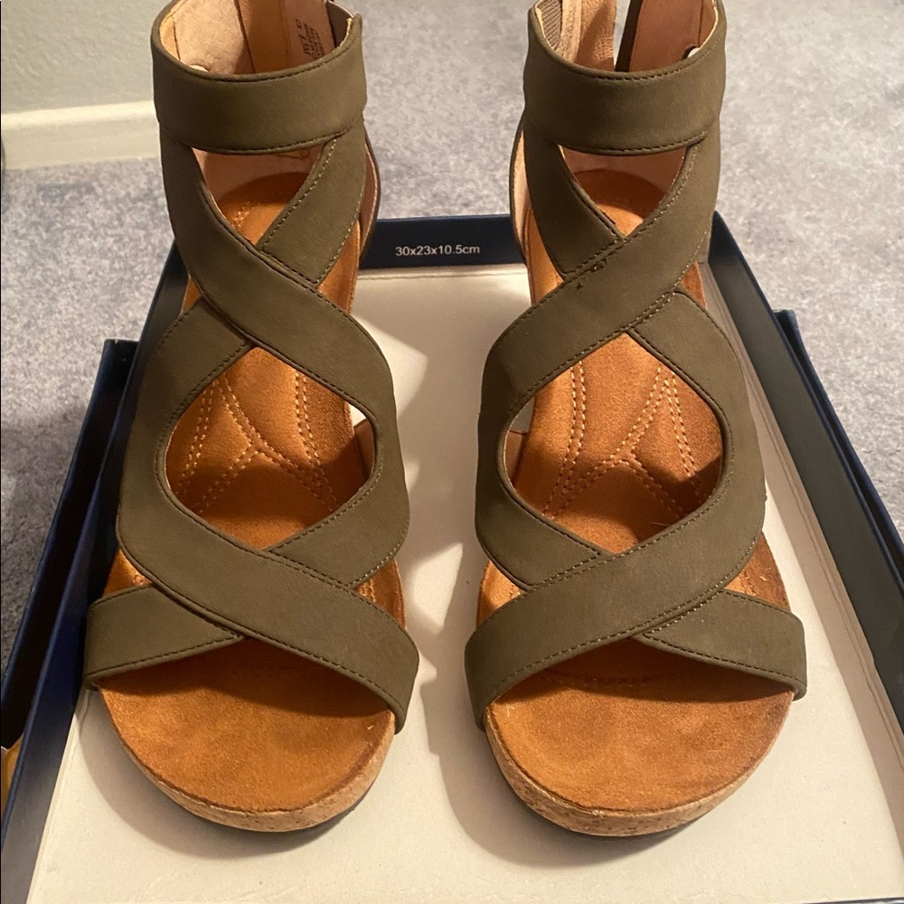 Pretty Ankle Bootie Sandle in Olive Green